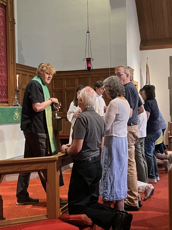 worship-communion communion and worship at Bethany Lutheran Church